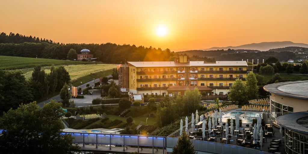 Thermenhotel Puchasplus Stegersbach Buitenkant foto