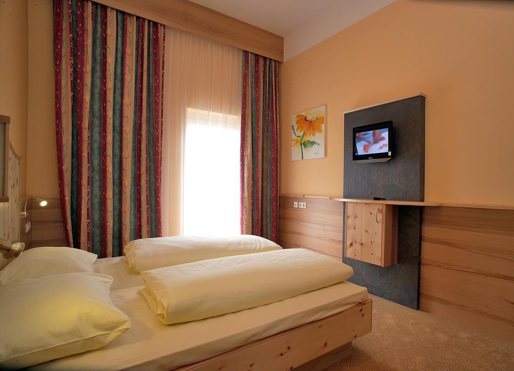 Thermenhotel Puchasplus Stegersbach Buitenkant foto