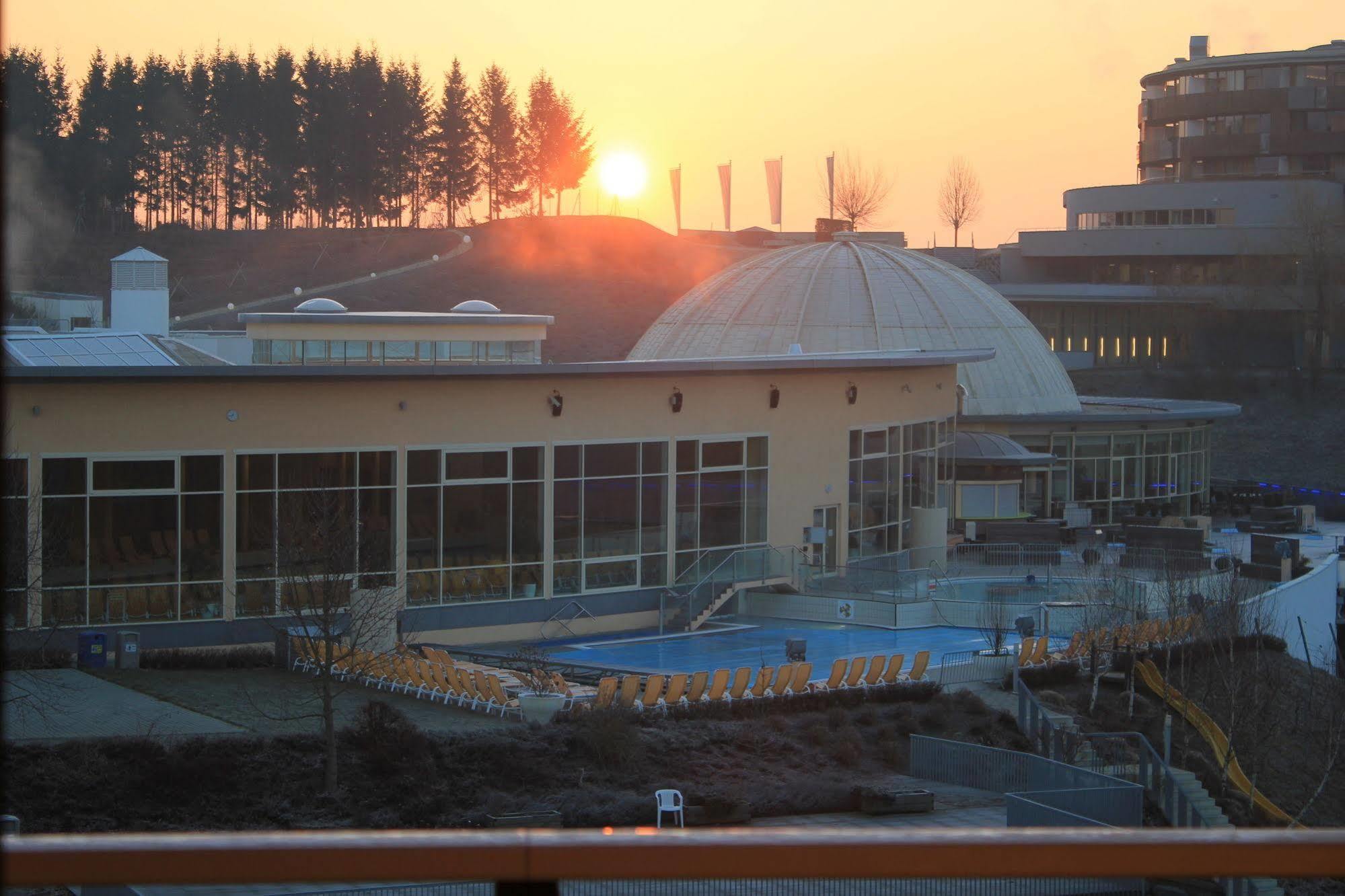 Thermenhotel Puchasplus Stegersbach Buitenkant foto